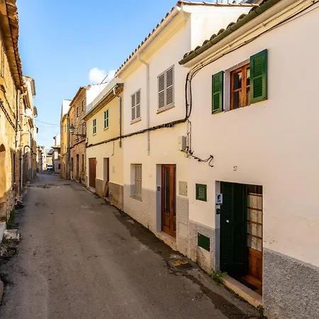 Hébergement de vacances Casa Joana Acogedora Casa De Pueblo Con Terraza *