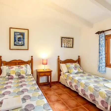 Casa Joana Acogedora Casa De Pueblo Con Terraza Holiday home